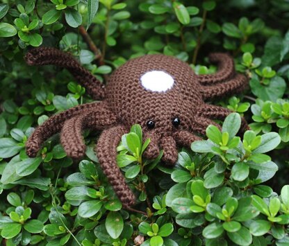 Lone Star Tick Amigurumi by OohLookItsARabbit