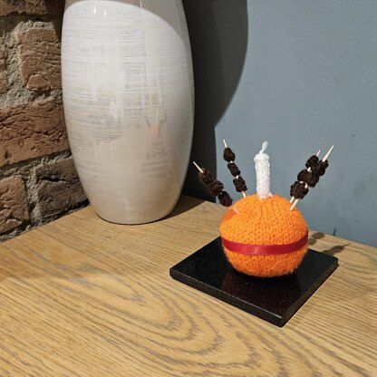 Knitted Christingle