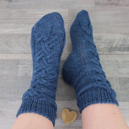 Avocado Cocktail Socks - Cable Knit Sock - German and English