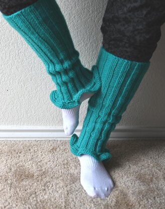 Ruffled Edge Leg Warmers