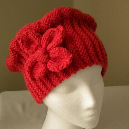 Cloche Hat with Flower-Knit