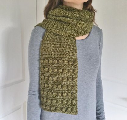 Womens Crochet Scarf Pattern: Bobble Beauty Scarf