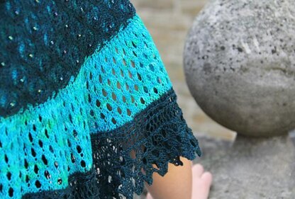 Pavito Shawl