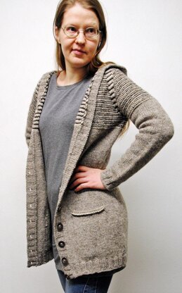 Dilaila's Hoodie Knitting pattern by Susanna Winter | LoveCrafts