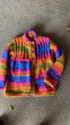 Isabelle’s Christmas “caravan cardie’