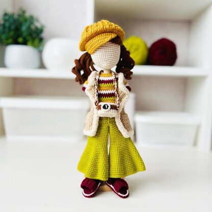 Doll clothes, crochet doll clothes, Amigurumi doll outfit, amigurumi doll, crochet doll with clothes, 70s outfit