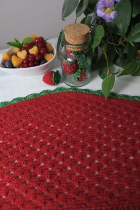Sweet Strawberry Scarf