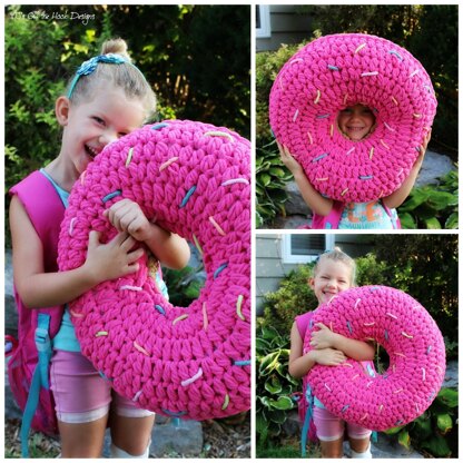 Bulky & Quick Donut Pillow