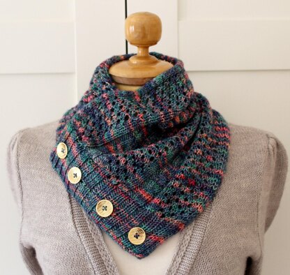 Happy Valley Cowl