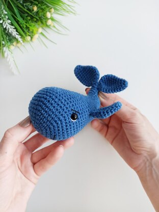 Whale crochet pattern