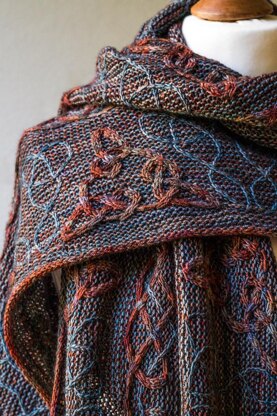 Lindisfarne shawl