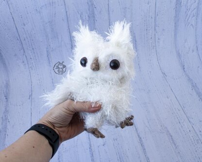 Owl Snowy knitted flat