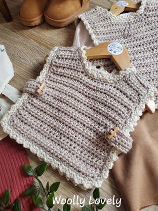 The 'SnowDrift' Tabard