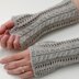 Lace Fingerless Gloves