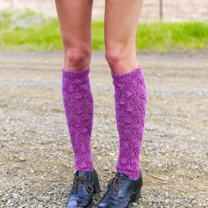 Snowflake Lace Knee Highs Socks in Imperial Yarn Tracie Too - PC02 - Downloadable PDF