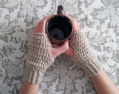 Fingerless mitts