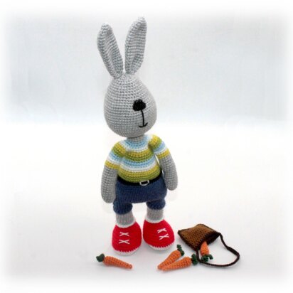 Bunny with Bag of Carrots Crochet Pattern