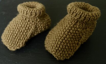 Moss Stitch Baby Boots