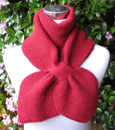 Double Loop Keyhole Scarf