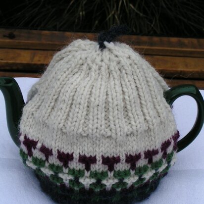 Little Tea Cosy Book with 6 Tea Cosy Patterns