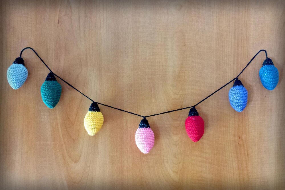 Crochet Christmas Lights Pattern (Free!)