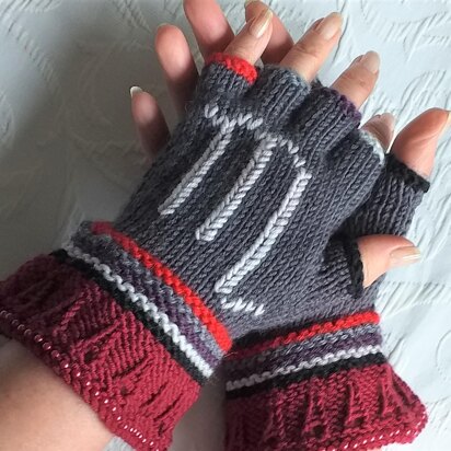 Star Sign Stash Mittens - SCORPIO