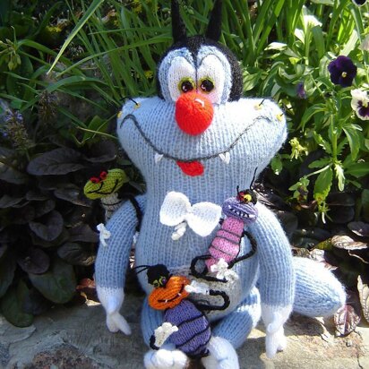 Knitted Oggy and the cockroaches