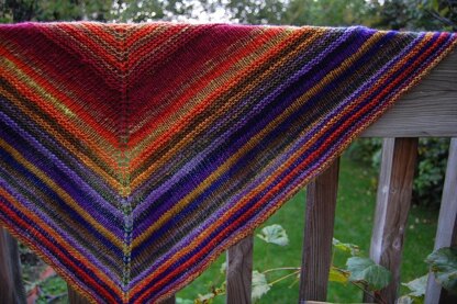 Simple Yet Effective Shawl (fingering weight)