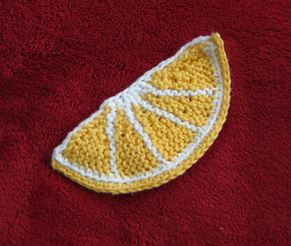 "75 Birds, Butterflies and Beautiful Beasties to Knit and Crochet"