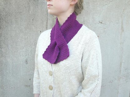 Crochet Keyhole Scarf