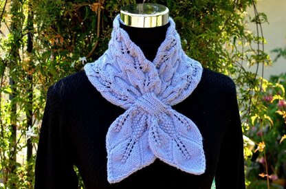 Leaves and Cables Scarf ( Keyhole / Ascot / Pull-Through / Vintage / Stay On Scarf Knitting Pattern )