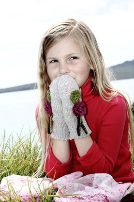 Secret Garden Mittens - Little Cupcakes - Pattern - Lc10