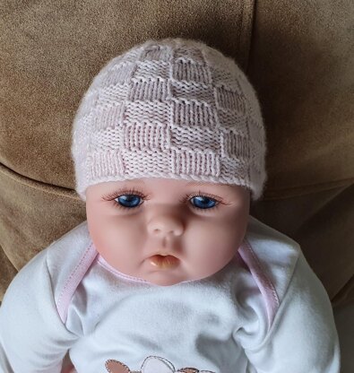 Whitney - 4ply baby beanie