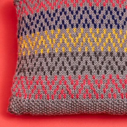 Knitted Zigzag Cushion - Free Knitting Pattern For Home in Paintbox Yarns Simply Chunky