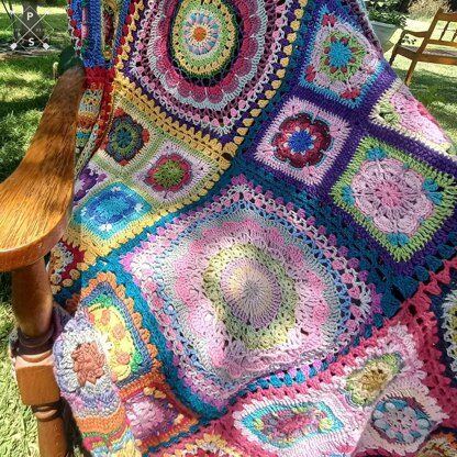 African Flowers Patchwork Blanket