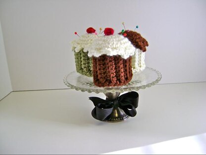 Cupcake Toy or Pincushion