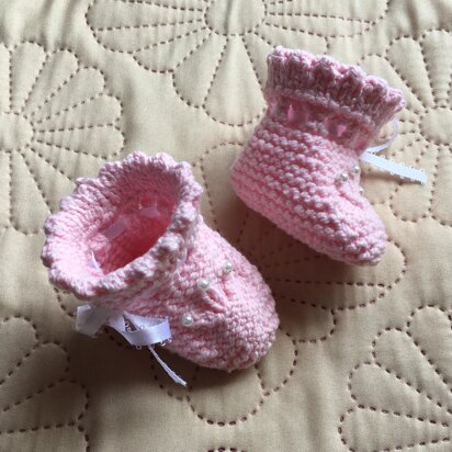 Knit Pink Booties with Pearls