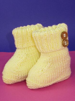 Easy Baby 2 Button Booties