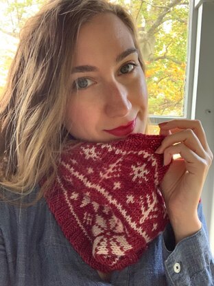 Hygge Holidays Cowl