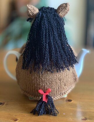 Hanna the Horse Tea Cosy