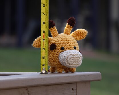 Mini Giraffe Amigurumi