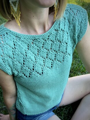 mamemame/Knitted Shirt with Diamond Pattern