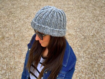 Easy Knit Bulky Beanies Duo