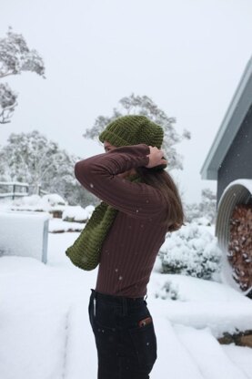 Loopy Lou Cowl and Beanie