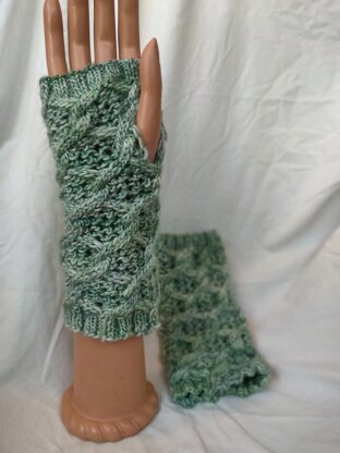 Chain Link Mitts