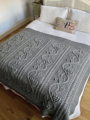 Field of Vines Blanket