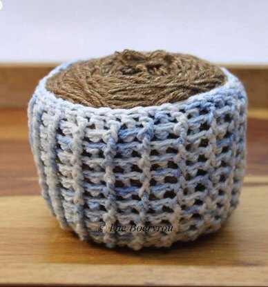 Yarn Cake Cozy (100g cakes)