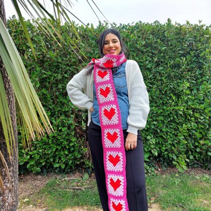 Queen of Hearts Scarf