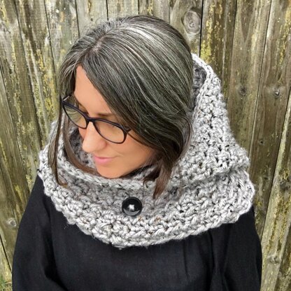 Dusk Hooded Cowl