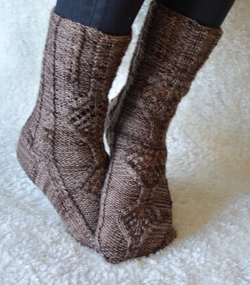 Cables and lace socks